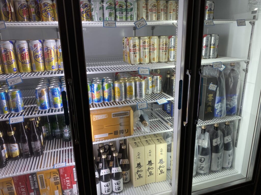 店舗内観：大平酒店